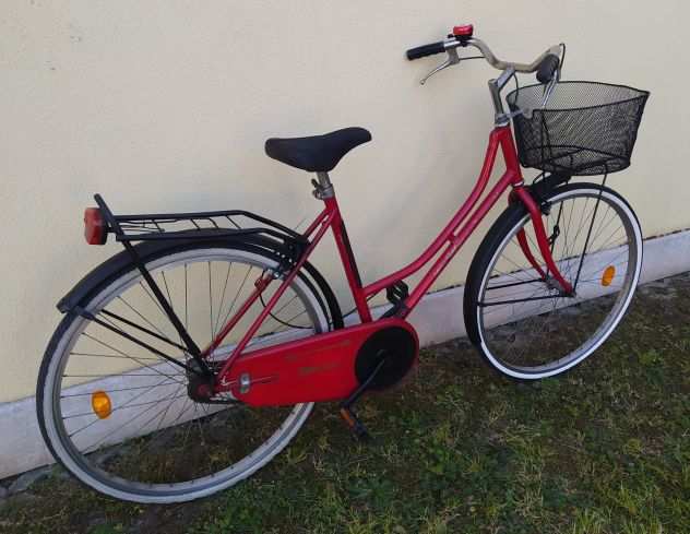 Bici olanda donna rossa 26 con cestino