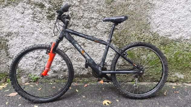 Bici Rockrider 5.2 24 pollici per bambino 9-12 anni