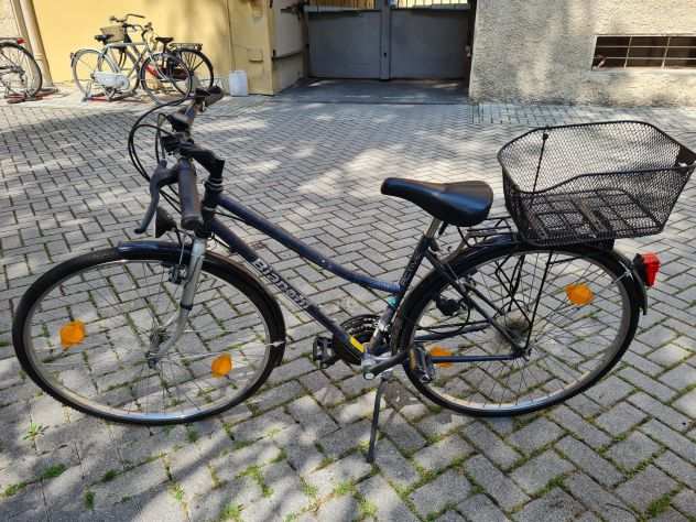 Bicicletta bianchi active donna