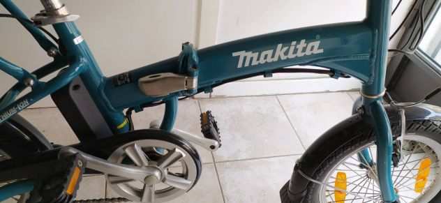Bicicletta elettrica pieghevole Makita BBY180 senza batterie e caricabatterie