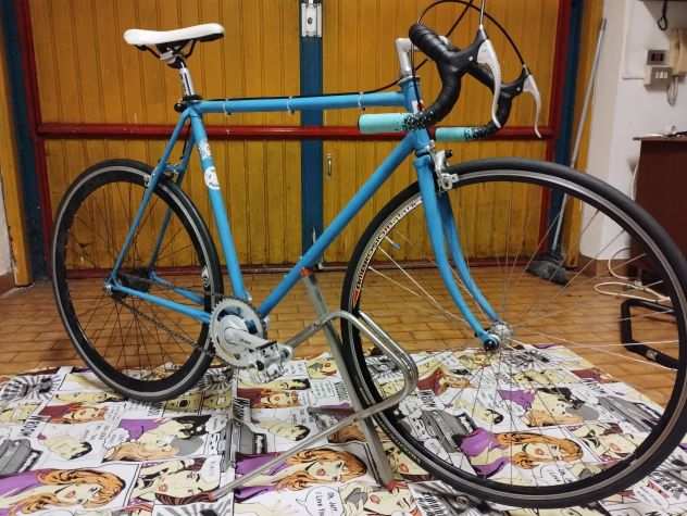 Bicicletta Fixie,ricondizionata,su telaio corsa anni 70