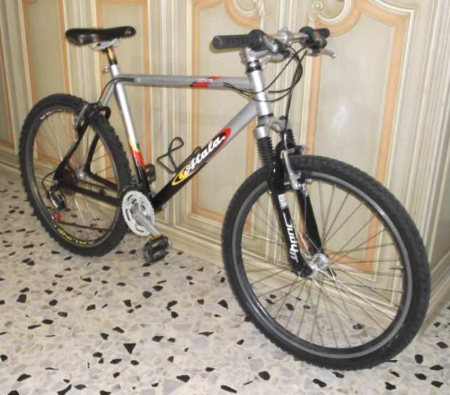 Bicicletta Hardtail ATALA Fire 26 Mtb in alluminio.