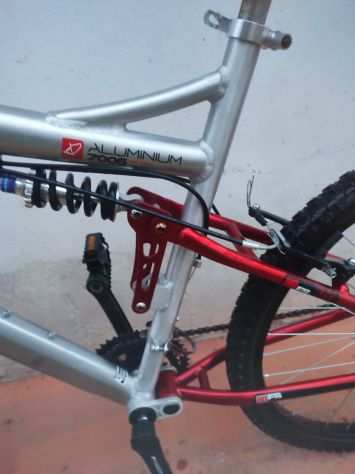 Bicicletta Mountain bike 26 ammortizzata telaio alluminio