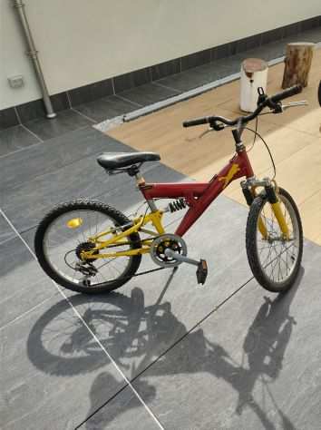 Bicicletta mountain bike per bambino