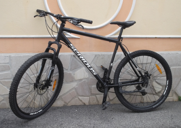 Bicicletta MTB 27,5 SERIOUS, con freni disco, dalluminio.