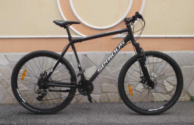 Bicicletta MTB 27,5 SERIOUS, con freni disco, dalluminio.