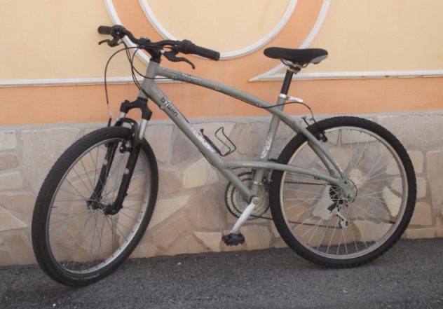 Bicicletta Mtb BTWIN 26 Triban dalluminio.