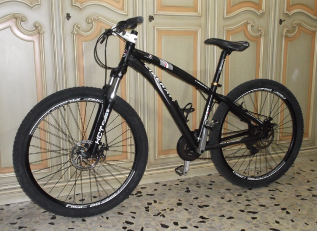 Bicicletta Mtb LIBERATI 27,5 - con freni a disco, dalluminio