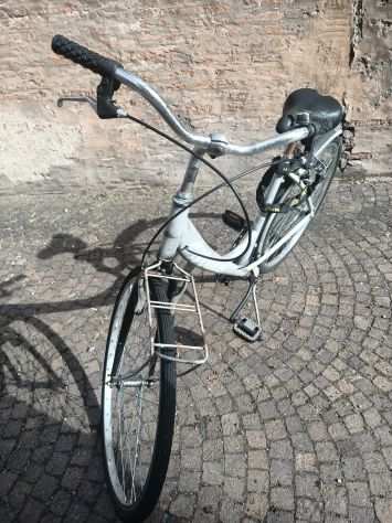 Bicicletta usata con catena inclusa