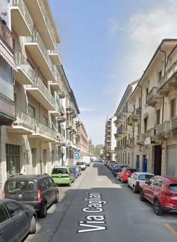 Bilocale VIA CAGLIARI 600euro SPESE COMPRESE