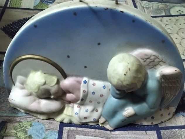 Bimbo in culla con Angelo custode ceramica lenci torino