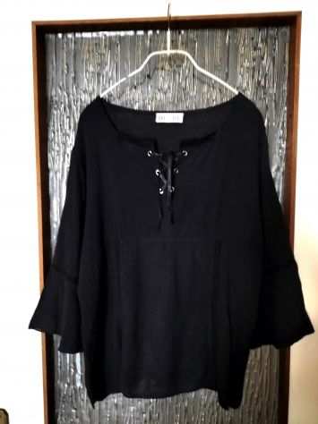 BLUSA STRINGATA LACCI con inserti merletto, maniche svasate, spacchi NUOVA