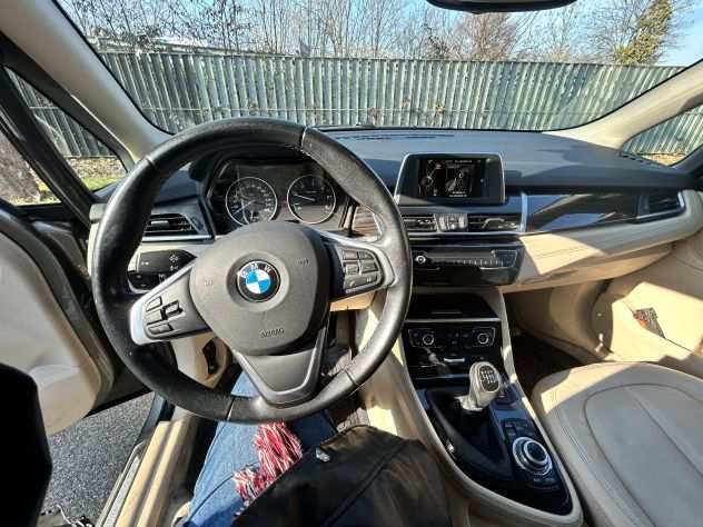 BMW 218D ACTIVE TOURER