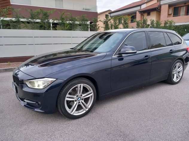 Bmw 318 D tourgin Sport Automatico