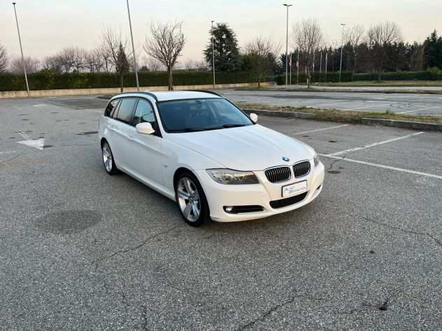 BMW 318 d Touring 2.0 143cv