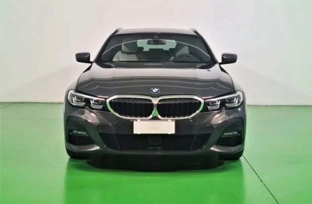 BMW 320d TOURING MHEV 48V XDRIVE Msport