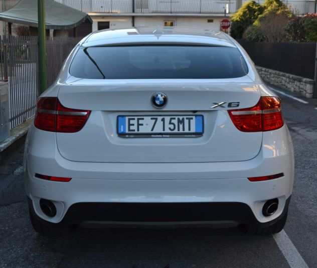 BMW X6 - 122010