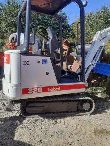 BOBCAT 320