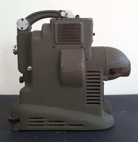 Bolex Paillard Bolex M8 Proiettore cinematografico ndash per film 8 mm completo di acc. E scatola M8  Proiettore cinematografico