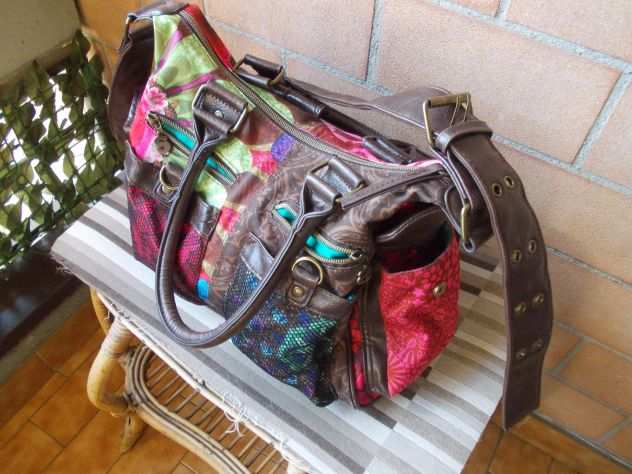 BORSA DONNA MARCA DESIGUAL COME NUOVA