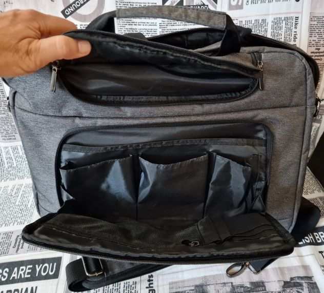 Borsa per PC portatile di dimensioni fino a 17,3 pollici, con cerniere