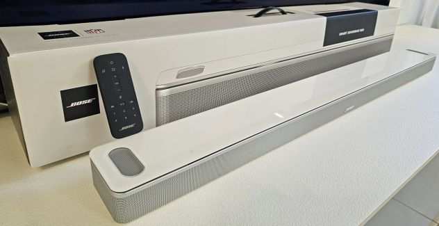 Bose Smart SoundBar 900 con Dolby Atmos e assistente vocale Alexa e Google