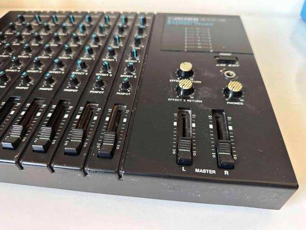 Boss - BX-8 8-Channel Stereo Mixer Mixer analogico