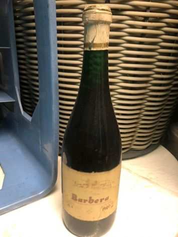Bottiglia vino Barbera, 0,75L 1980