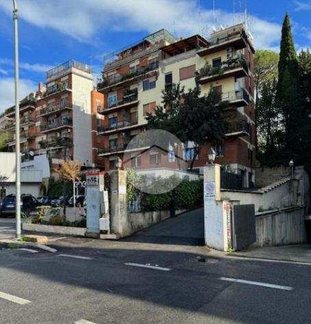 box Corso di Francia, ROMA