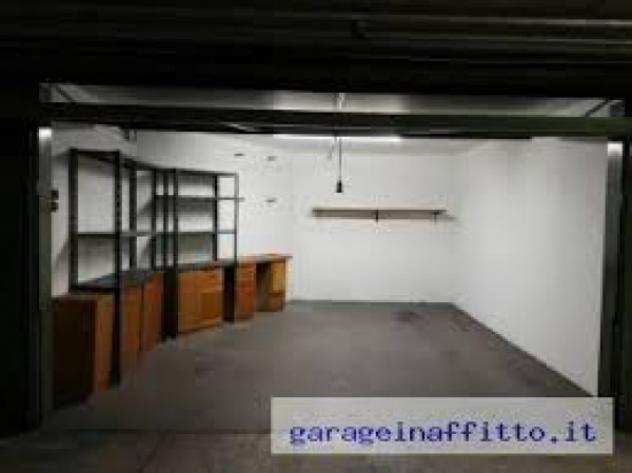 Box  Garage di 108 msup2 in vendita a Conegliano
