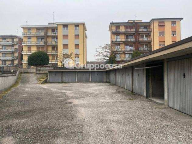 Box  Garage di 13 msup2 in vendita a Boffalora Sopra Ticino