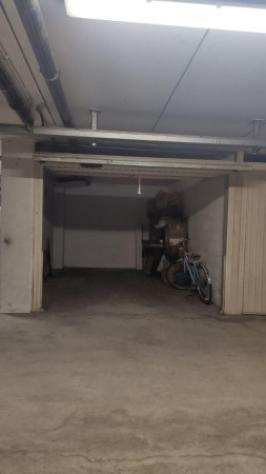 Box  Garage di 16 msup2 in affitto a Carpi