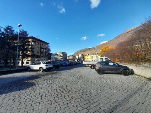 Box  Garage di 16 msup2 in vendita a Sondrio