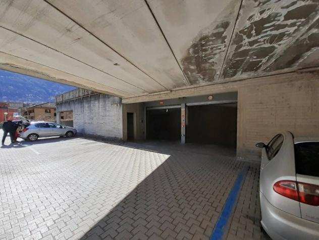 Box  Garage di 17 msup2 in vendita a Sondrio