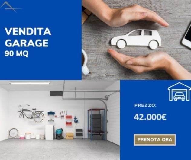 Box  Garage di 90 msup2 in vendita a Selvazzano Dentro