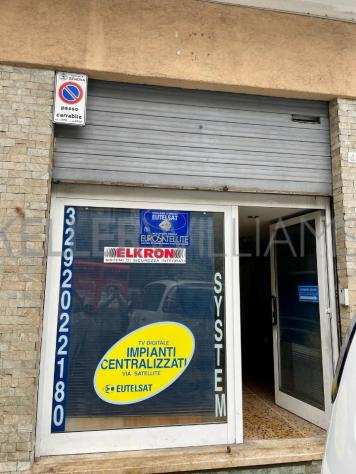 Box in vendita a Genova - 1 locale 31mq