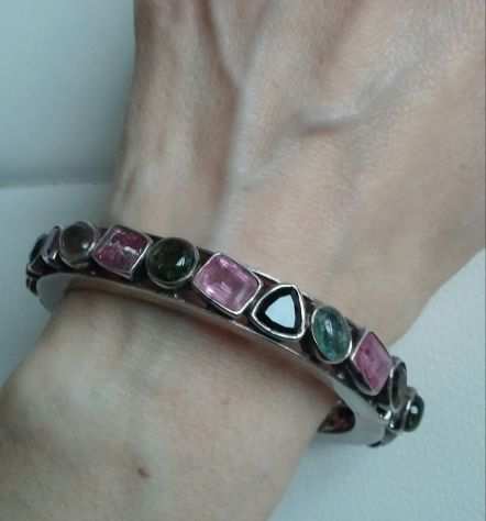 BRACCIALE RIGIDO IN ARGENTO CON PIETRE