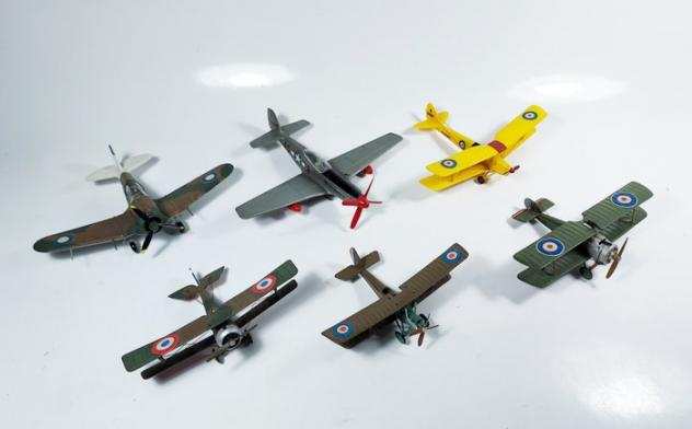 Brand Unknown 1100 - 6 - Modellino di aereo - 6x Various WWIWWII hand made Airplanes Fighters