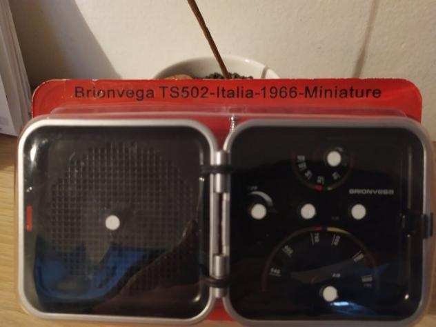 Brionvega Marco Zanuso, Richard Sapper - TS502 - Italia - 1966 - Miniature Radio