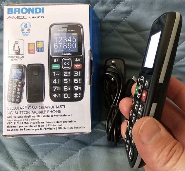 Brondi Amico Unico telefono cellulare GSM display a colori con grandi numeri
