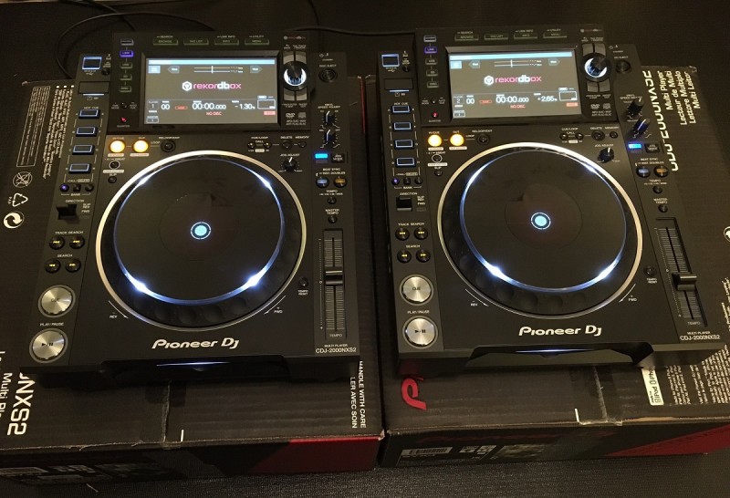 Pioneer CDJ-3000, Pioneer DJ DJM-A9 , Pioneer CDJ 2000NXS2, Pioneer DJM 900NXS2, Pioneer DJ DJM-V10 , Pioneer DJ DJM-S11, Pioneer CDJ-TOUR1 , Pioneer DJM-TOUR1,  Pioneer DJ XDJ-RX3, Pioneer XDJ XZ , Pioneer DJ OPUS-QUAD, Pioneer DDJ 1000, Pioneer DDJ