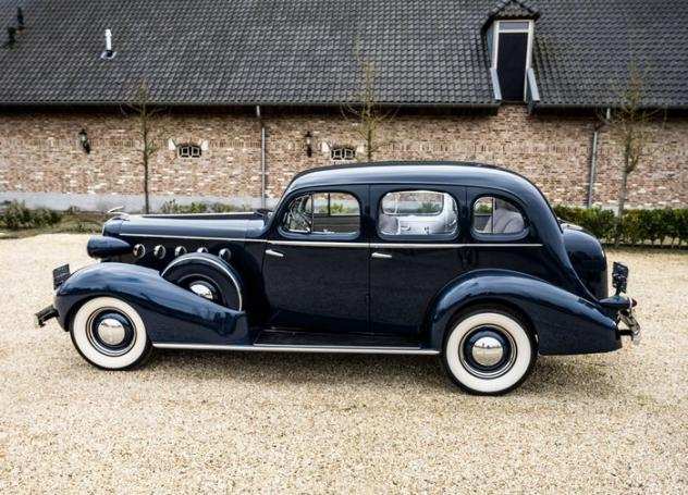 Cadillac - LaSalle - 1935