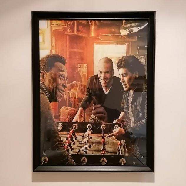 Cafeacute Maravillas Madrid - Louis Vuitton - Maradona, Zidane, Peleacute - 2010 - Quality Canvas