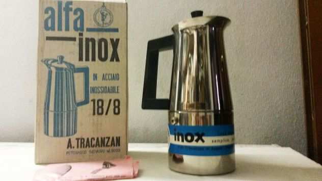 Caffettiera Tracanzan inox 6 tazze e tappabottiglie tappi a corona