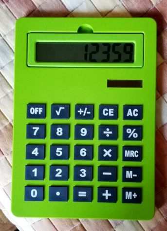 Calcolatrice giagante formato A4