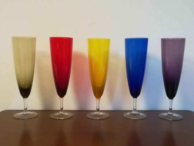 Calici flute multicolore