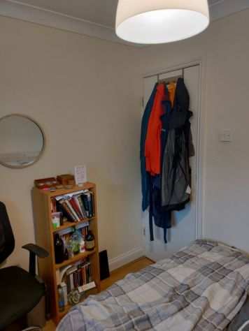 Camera di medie dimensioni, spazioso appartamento con 3 letti