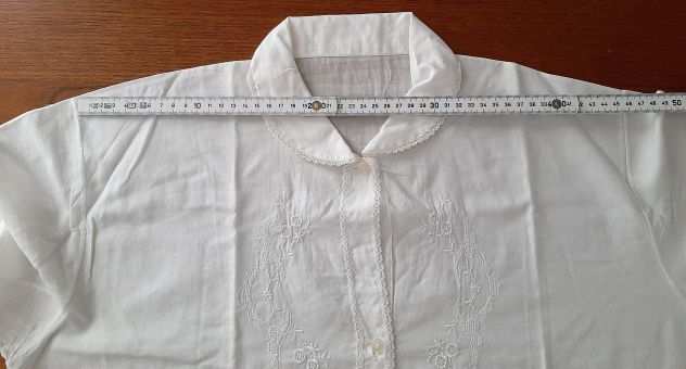 Camicia da notte aperta davanti