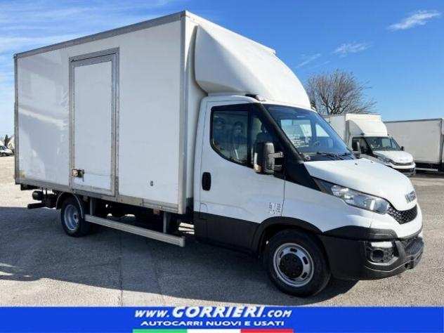 Camion IVECO DAILY 35-130