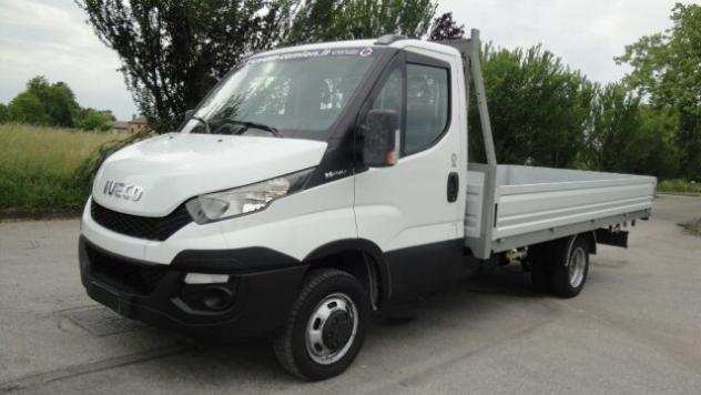 Camion IVECO DAILY 35 C 13